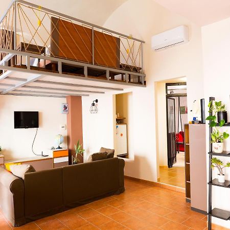 Al Vicolo Stretto Bed & Breakfast Santa Maria a Vico Ngoại thất bức ảnh